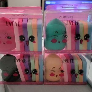 Lot of Makeup Sponges